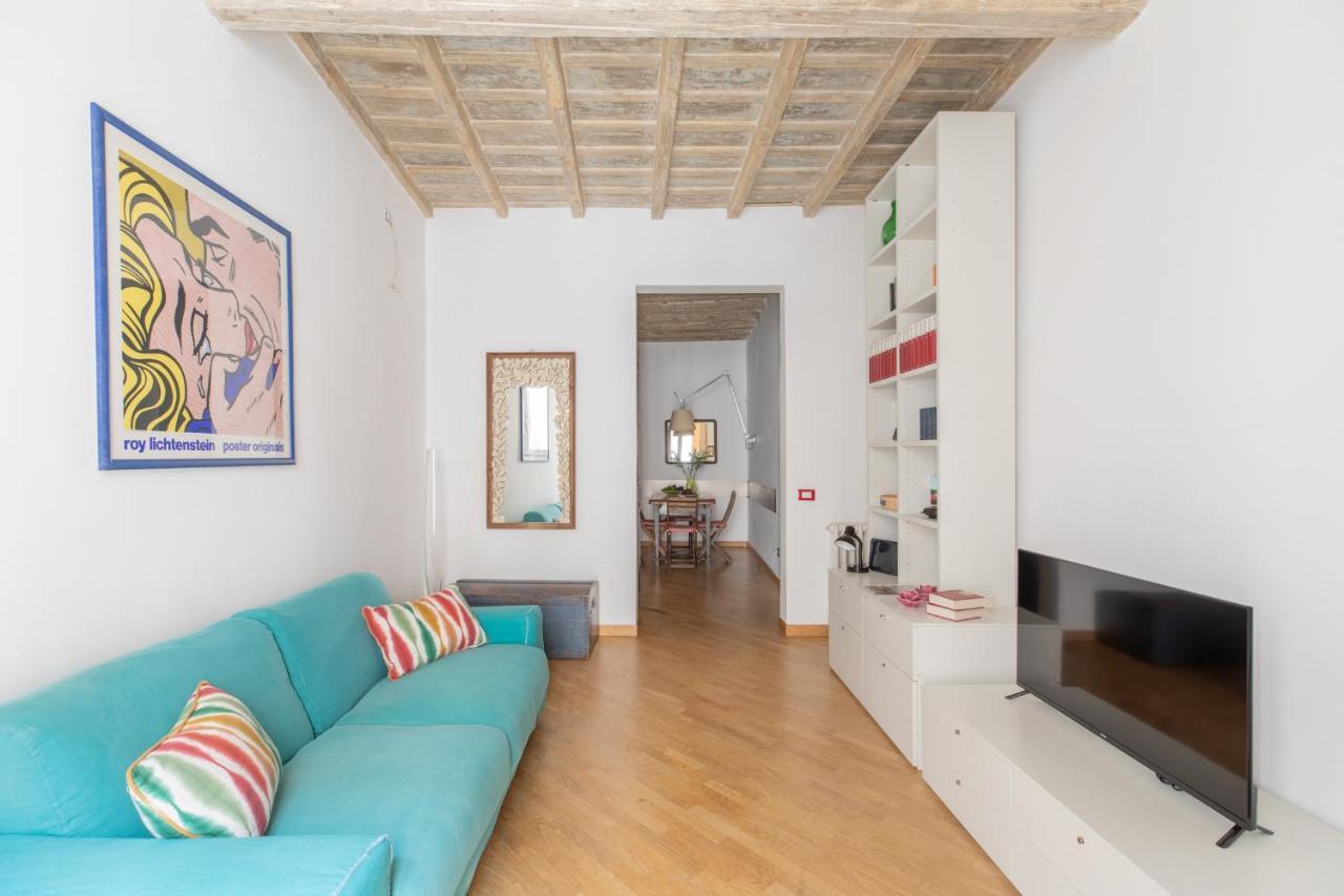 Ferienwohnung Iflat Colorful And Wood Near The Synagogue Rom Exterior foto